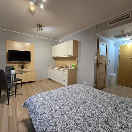 Happy Estate - Ul Krawiecka 1 Wrocław